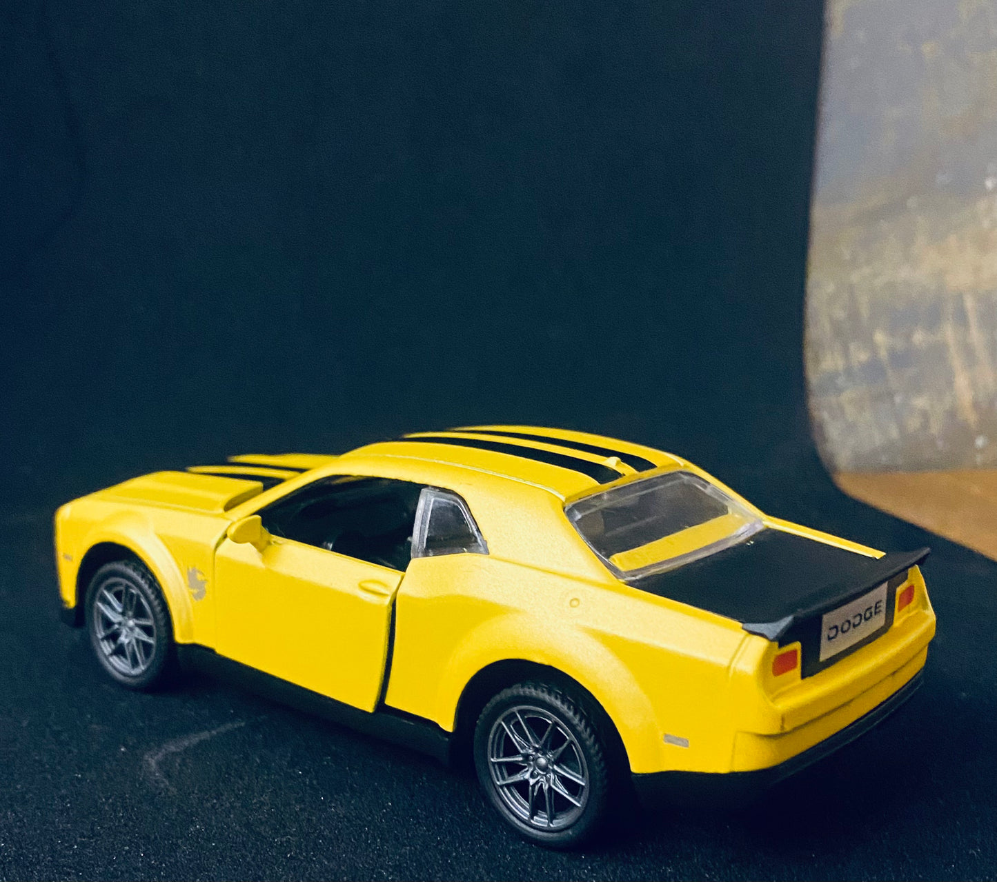 1:43 Metal Dodge Challenger
