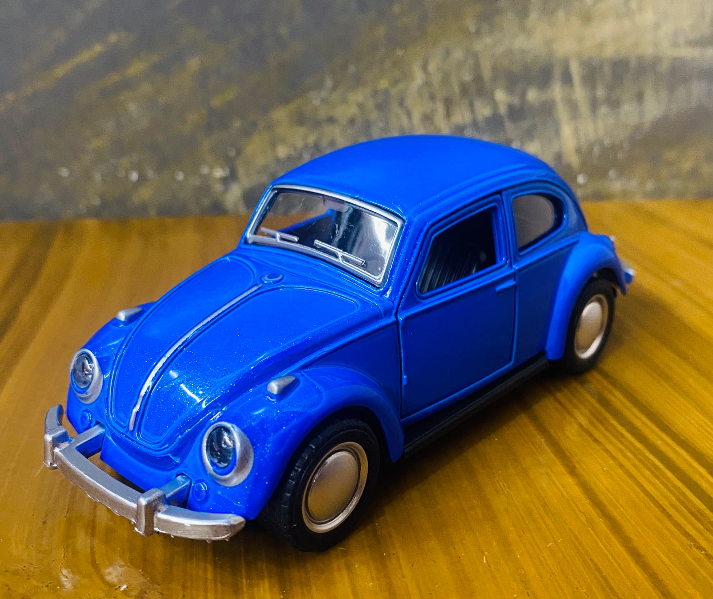 1:36 Beetle Metal Body Blue