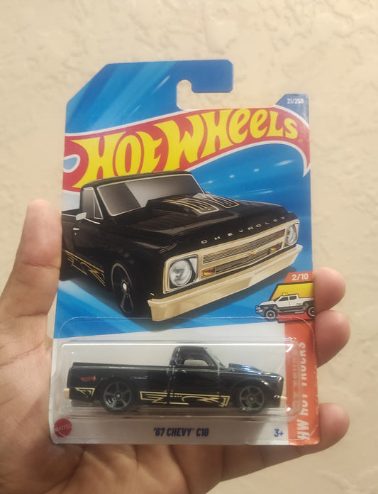 Hot Wheels '67 Chevy' C10 HW Truck 2/10 21/250